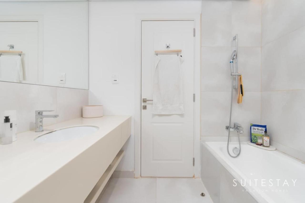 Stylish And Homely One Bedroom